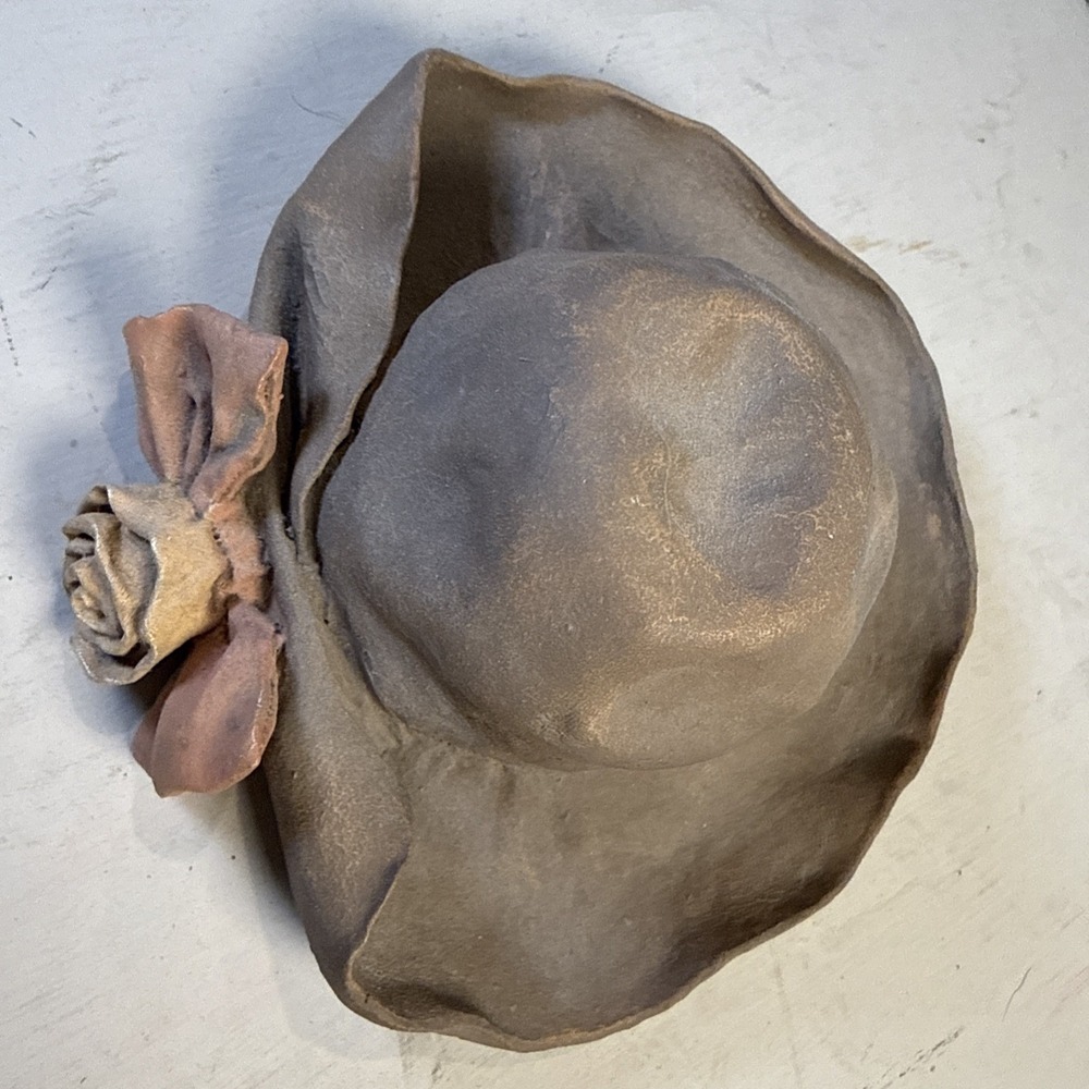 SS Sarna 5" Clay Decorative Hat Flower Gray Pottery Collectible - Picture 3 of 7
